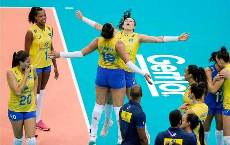 Brasileiras já estavam classificadas, e garantiram o primeiro lugar do grupo