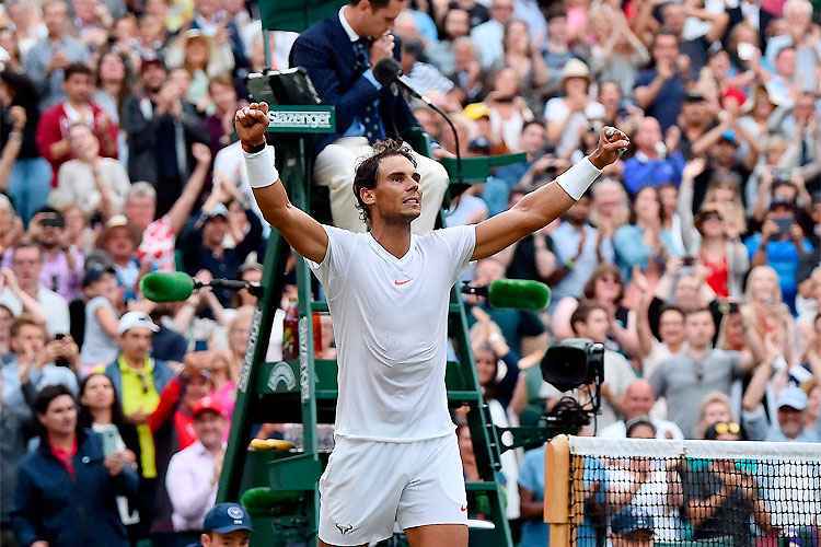 Rafael Nadal vibra com triunfo emocionante diante de Del Potro e terá outra