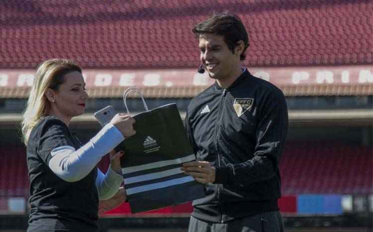 Kaká deixou em aberto a possibilidade de no futuro  trabalhar pelo clube em outra função