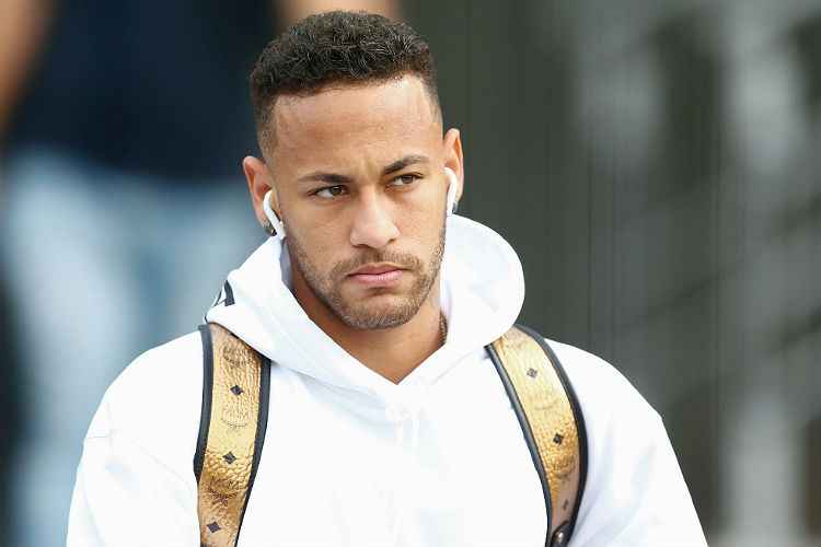 Especulado no Real Madrid, Neymar pode ganhar aumento para seguir no Paris Saint-Germain