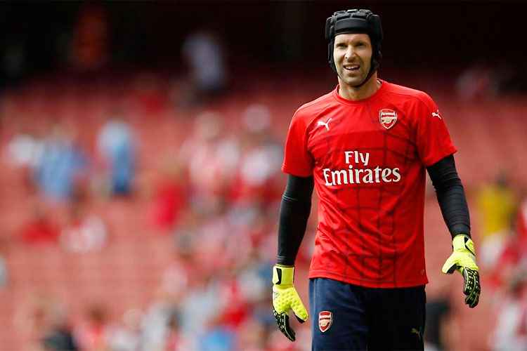 Peter Cech está cotado para voltar ao Chelsea com a iminente negociação de Courtois com o Real Madrid