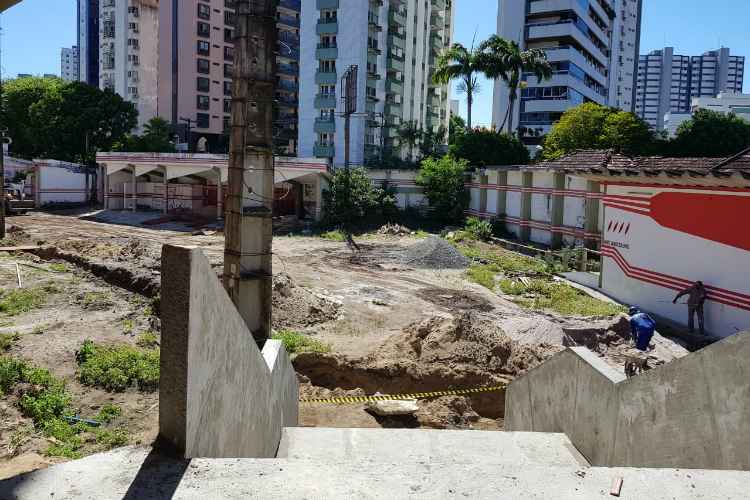 O acesso pela Manoel de Carvalho, antes inexistente, agora virou uma possibilidade.