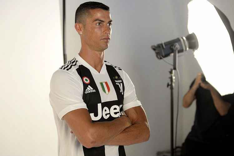 Cristiano Ronaldo já foi apresentado oficialmente, mas segue de férias depois de disputar a Copa