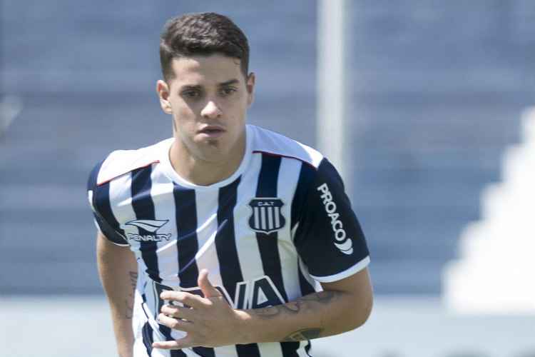 Pelo Talleres, de Córdoba, o meia-atacante argentino Alexis Messidoro atuou por apenas 20 minutos