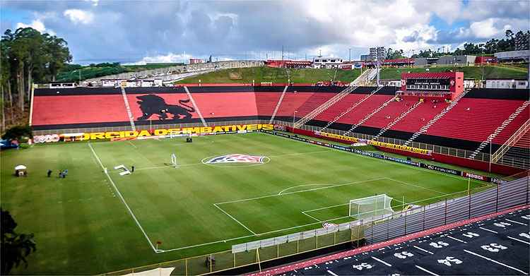 Estádio Barradão receberá jogo entre Vitória e Cruzeiro, às 16h de domingo, pela 17ª rodada da Série A