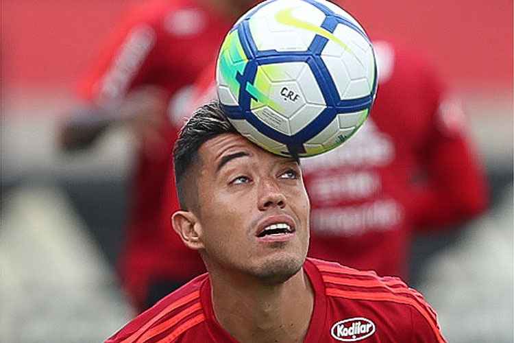 Fernando Uribe chegou ao rubro-negro com a expectativa de manter a boa média de gols do Toluca-MEX