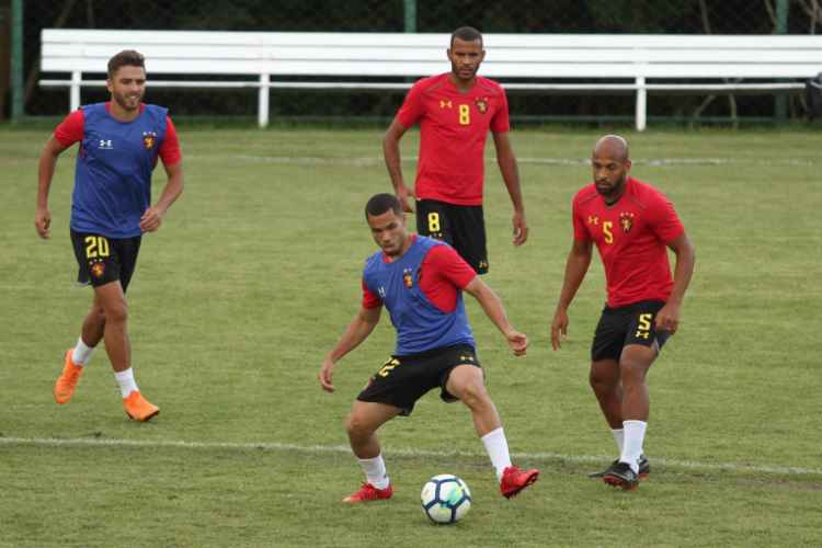 Morato está integrado ao elenco rubro-negro depois de ter sido cedido pelo São Paulo ao Leão