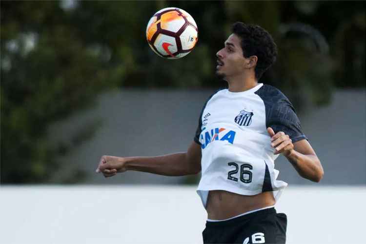 Lucas Veríssimo é a novidade na lista de jogadores relacionados pelo Santos para jogo com o Atlético