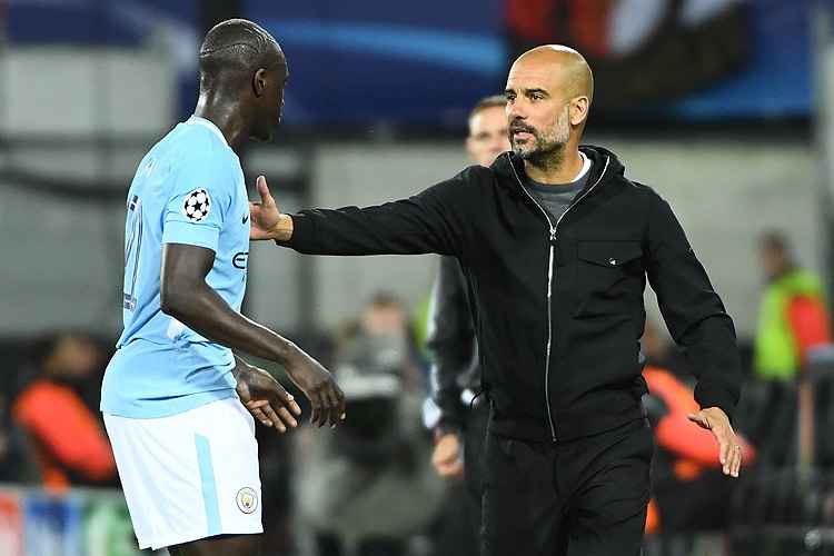 Guardiola elogiou, mas também advertiu o lateral Mendy após a vitória do Manchester City sobre o Arsenal