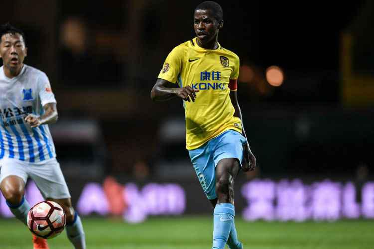 Desde 2016, quando foi negociado pelo Chelsea, Ramires atua pelo Jiangsu Suning, do futebol chinês