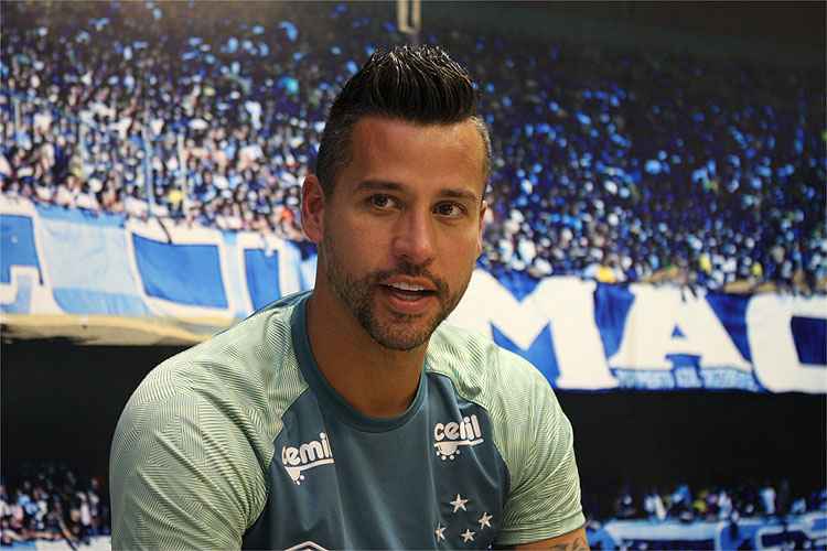Fábio, de 37 anos, não descarta possibilidade de prolongar a carreira para, quem sabe, jogar na Seleção