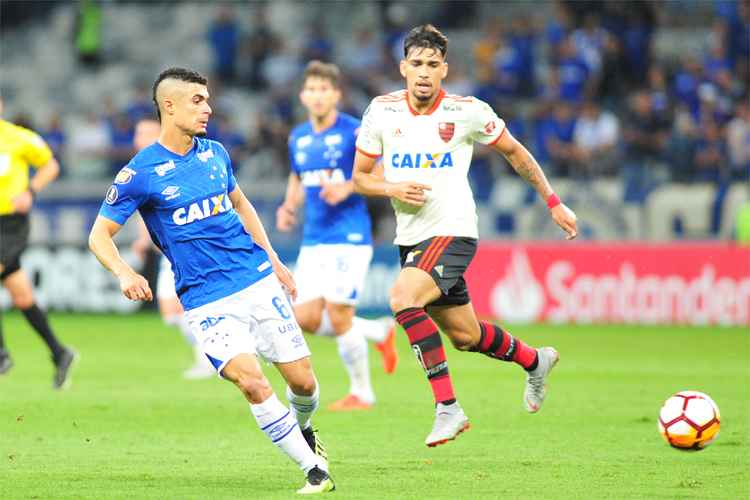 Cruzeiro eliminou o Flamengo da Copa Libertadores na noite desta quarta-feira, no Mineirão