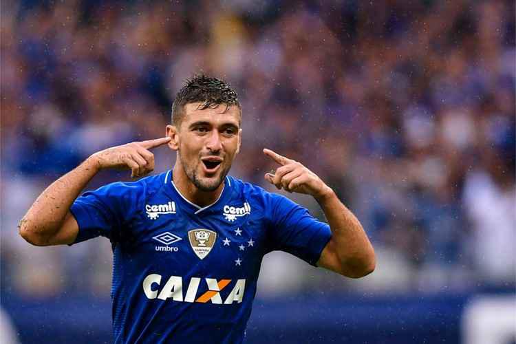 Golaço de Arrascaeta concorre ao prêmio Puskás da Fifa de gol mais bonito do ano
