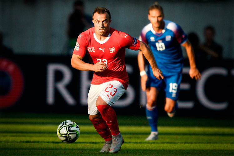 Shaqiri marcou um gol e foi o destaque no massacre da Suíça diante da Islândia pela Liga das Nações