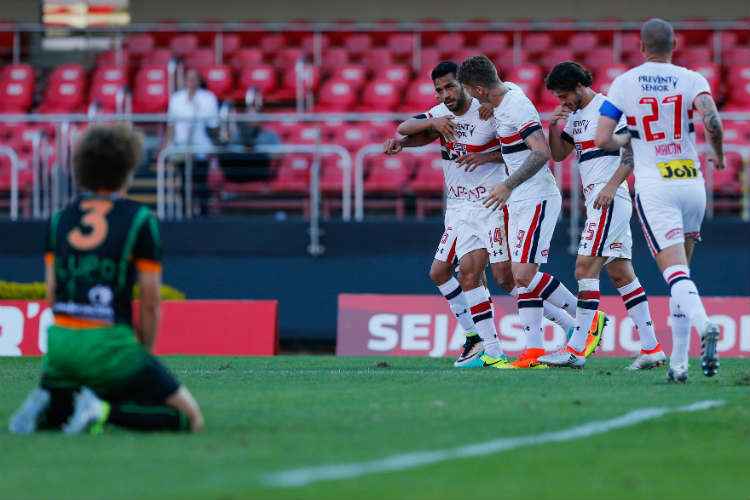 Último duelo entre América e São Paulo no Morumbi, em 2013, terminou com vitória paulista por 3 a 0