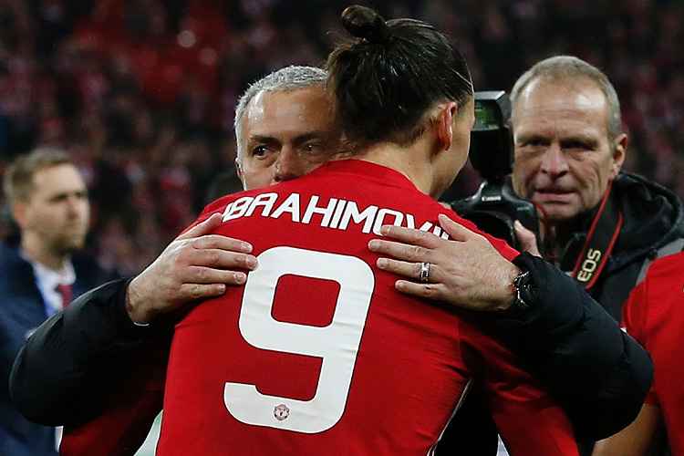 "Mourinho é um dos melhores", disse o atacante Ibrahimovic sobre o técnico português