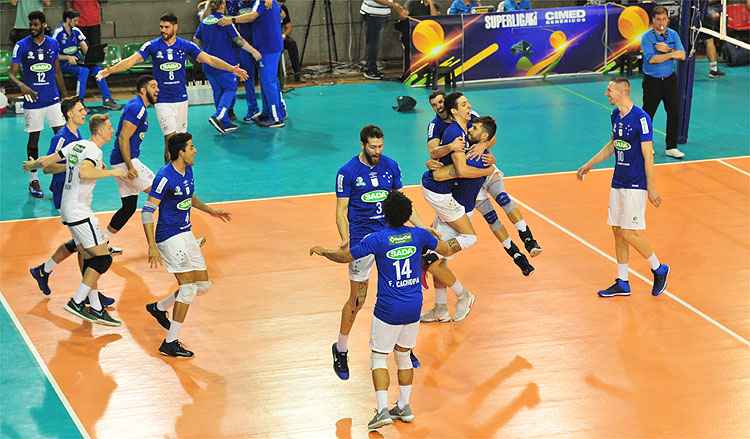 Com o raro eneacampeonato, o Cruzeiro confirma sua soberania recente no voleibol mineiro