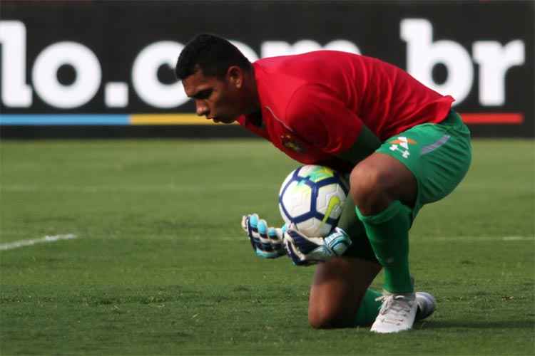 Mailson já substituiu Magrão após lesão nesta Série A em três partidas seguidas da competição