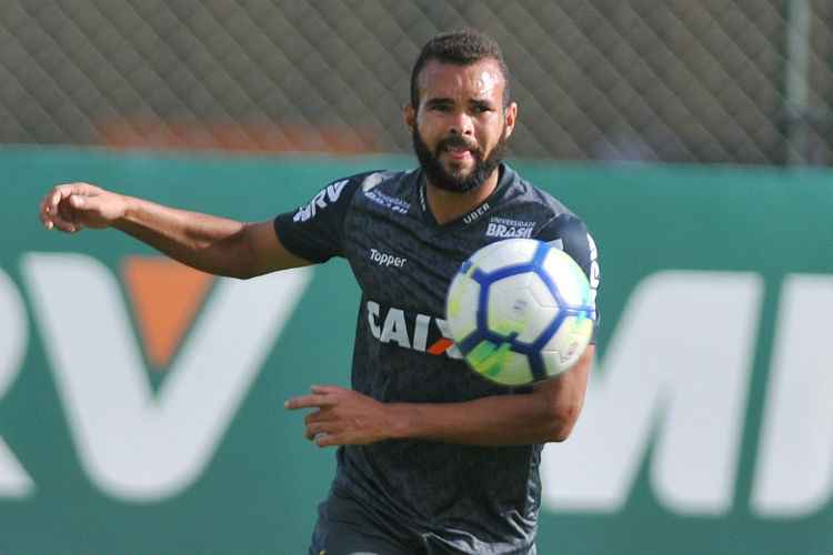 José Welison sofreu ruptura no menisco do joelho direito; clube estipula data de retorno