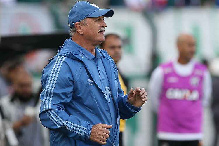 Técnico Luiz Felipe Scolari será julgado pelo artigo 243 (Incitar publicamente o ódio ou a violência)