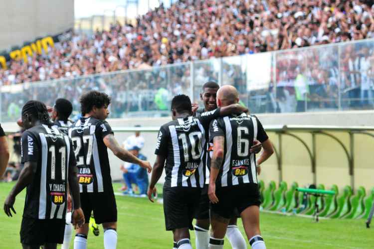 Jogadores elogiaram evolução do time e ressaltaram apoio da torcida para reta final do Brasileiro