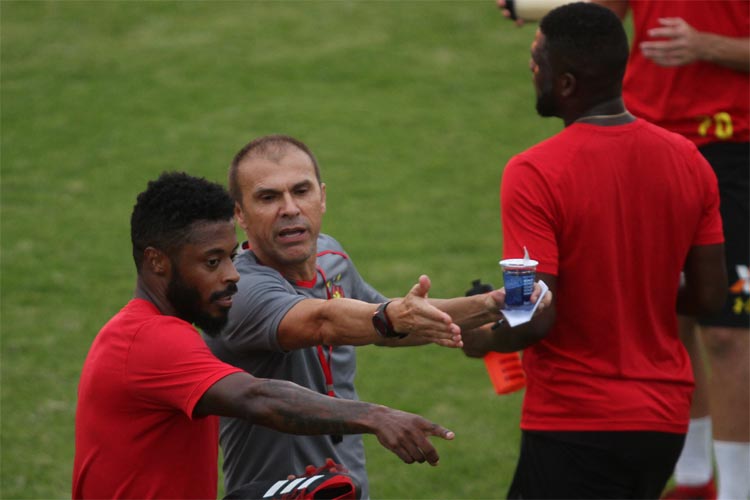 Sport encara Chapecoense e São Paulo longe do Recife e pode definir futuro na Série A