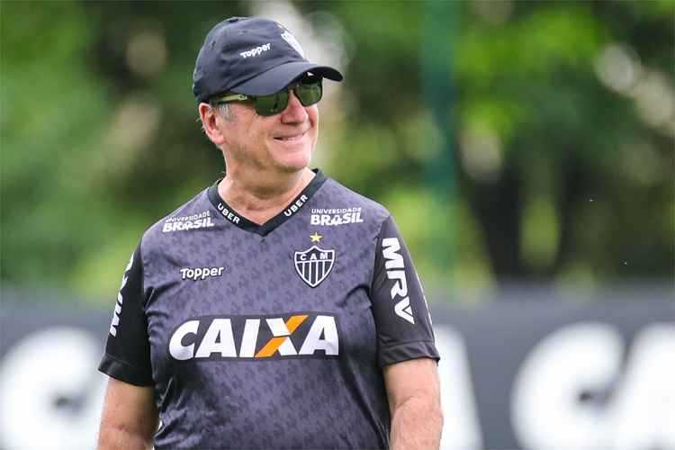 Levir Culpi chegou ao Atlético com a missão de classificar o time alvinegro para a Copa Libertadores