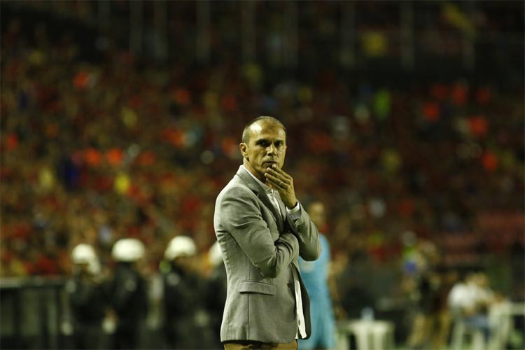 "Nosso jogo mais importante é sempre o próximo. E este é uma decisão", disse Milton Mendes