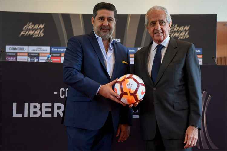 Presidentes dos dois clubes vão se reunir em Luque, no Paraguai, para discutir desfecho da Libertadores