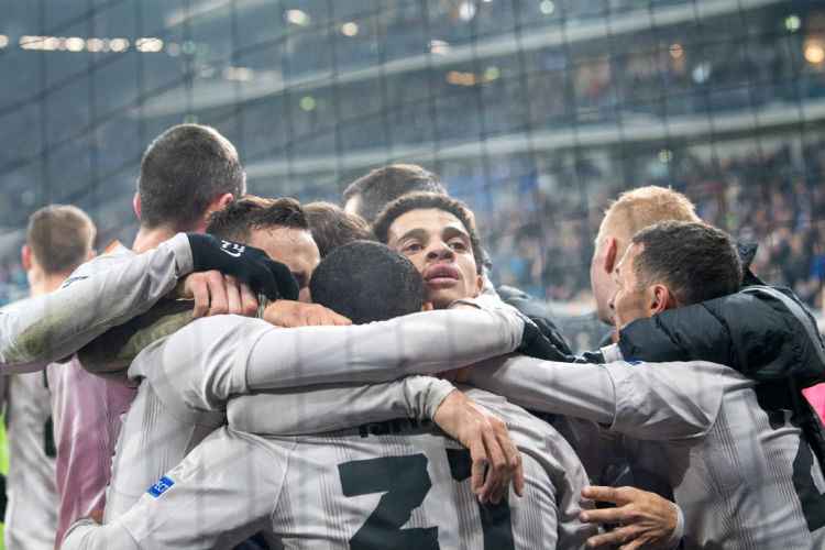 Atacante brasileiro Taison foi decisivo na vitória do Shakhtar sobre o Hoffenheim, na Alemanha