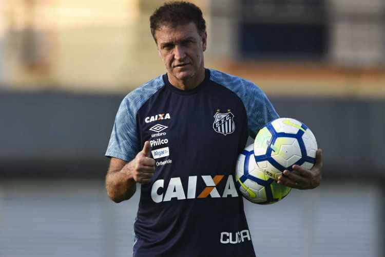 Cuca avaliou passagem pelo Santos como boa e lamentou perda de jogadores em bom momento do time