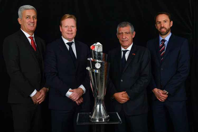Técnicos: Vladimir Petkovi%u0107 (Suíça), Ronald Koeman (Holanda) e Fernando Santos (Portugal), Gareth Southgate (Inglaterra)
