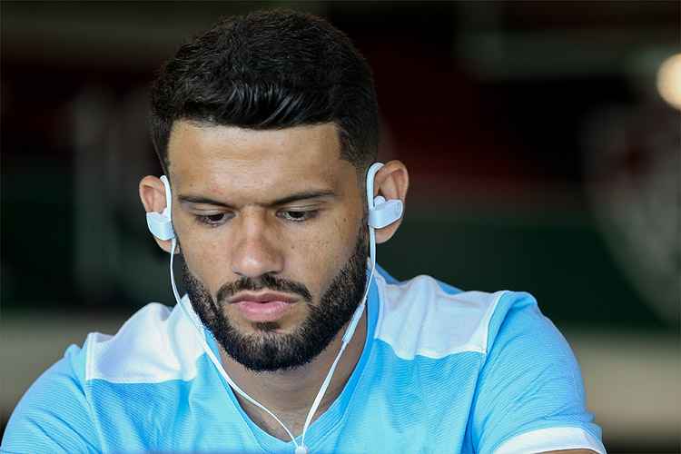 Jadson, do Fluminense, deverá vestir a camisa do Cruzeiro a partir da próxima temporada