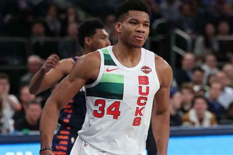 Giannis Antetokounmpo brilha em Nova York e mantém Buck na vice-liderança da Conferência Leste