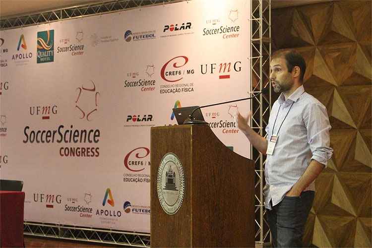 Rui Sousa durante evento SoccerScience Congress, na UFMG, em novembro deste ano