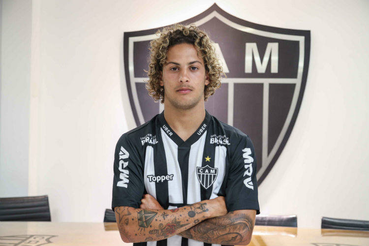 Apelido de Guga, novo lateral do Atlético, é uma referência ao famoso tenista catarinense