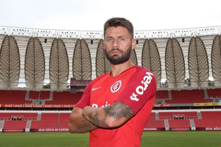 Revelado pelo Internacional, Rafael Sobis alcançou o ápice na conquista da Copa Libertadores de 2006