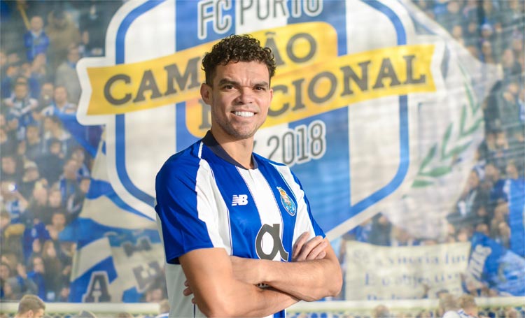 Pepe estava sem clube desde o dia 17, quando o Besiktas anunciou a rescisão de seu contrato