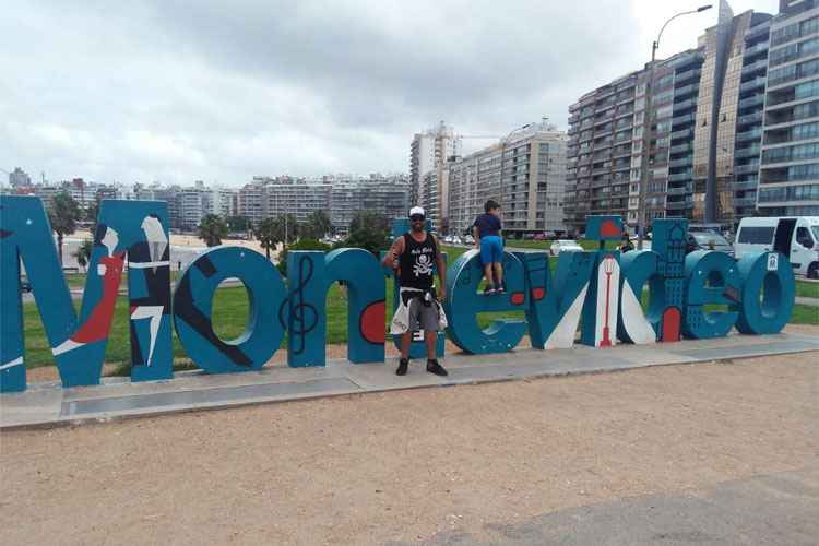 Em Montevidéu desde quinta-feira, Bruno se prepara para o jogo do Atlético com o Danubio