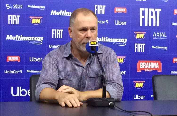 Técnico Mano Menezes admitiu temor por tantas tragédias neste início de ano no Brasil