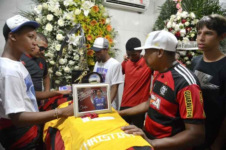 Christian Esmério, 15 anos, foi um dos 10 mortos no incêndio no Ninho do Urubu