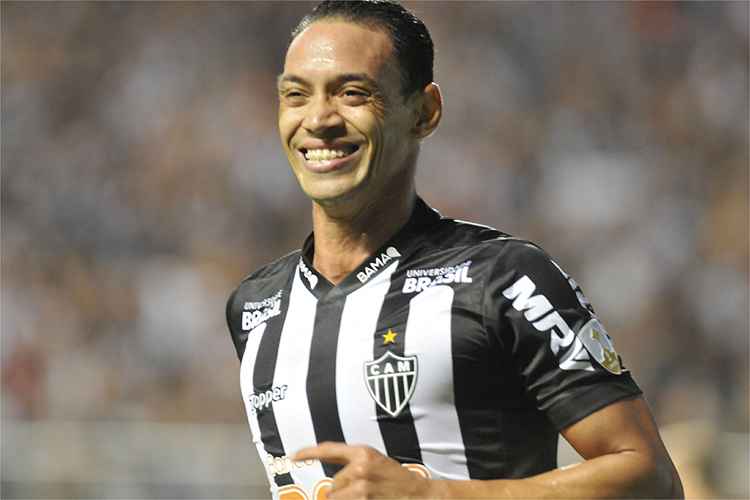 Aos 38 anos, Ricardo Oliveira chegou a 18 gols na Copa Libertadores e a 378 na carreira