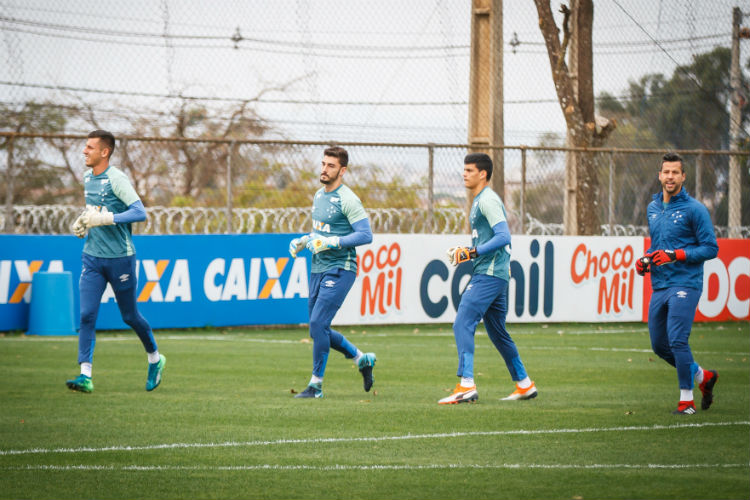 Vitor Eudes, Rafael, Gabriel Brazão e Fábio eram os goleiros do Cruzeiro na temporada 2018