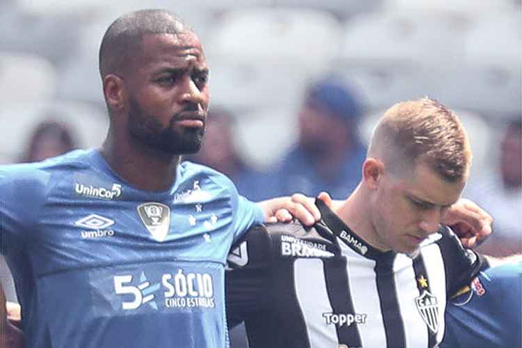 Dedé, zagueiro do Cruzeiro, e Adilson, volante do Atlético, serão julgados por terem sido expulsos