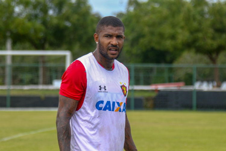 Jogador só deve ficar apto para fazer a sua estreia pelo Leão nas quartas de final do Pernambucano