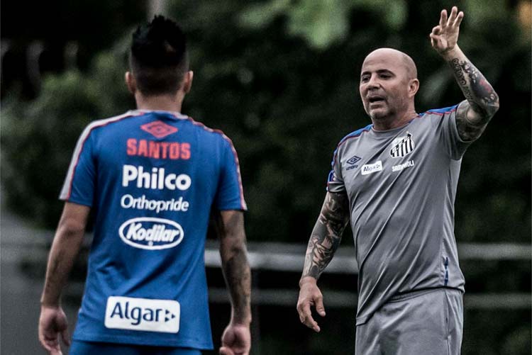 Técnico Jorge Sampaoli teve seis dias para preparar o time desde a última apresentação