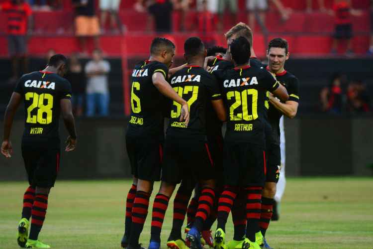 Time rubro-negro volta a disputar a segunda divisão após um hiato de cinco anos na elite do Brasileirão