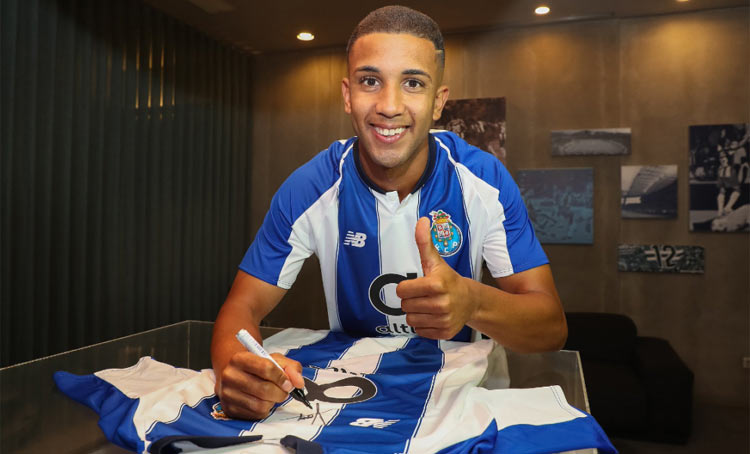 Santos está perto de contratar Jorge, do Porto