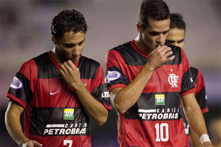 Jogadores do Flamengo lamentam eliminação contra o América-MEX