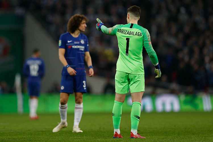 Sarri diz que decisão sobre Kepa passará pelo grupo 
